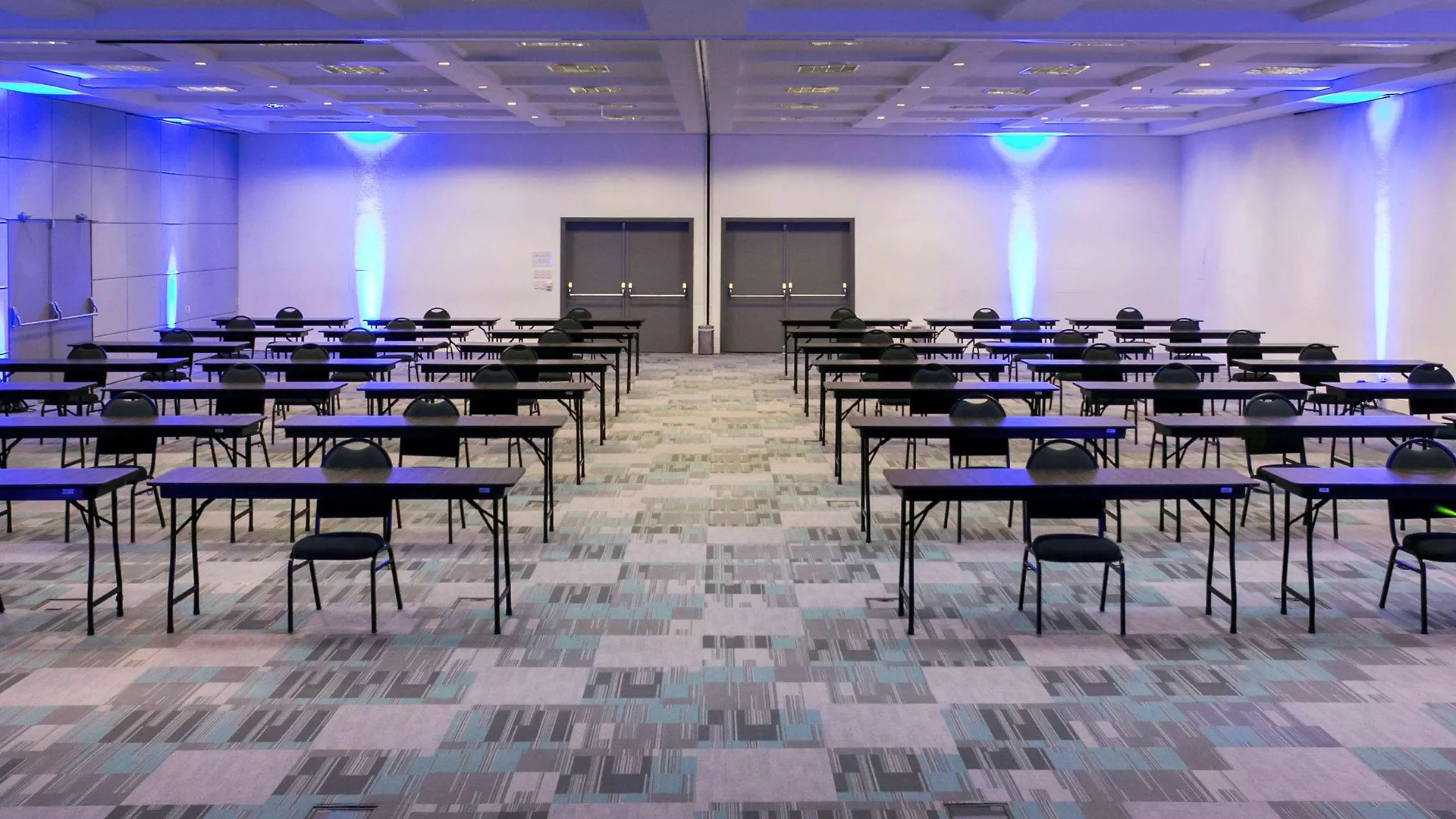 Novotel Porto Alegre Tres Figueiras 4*,