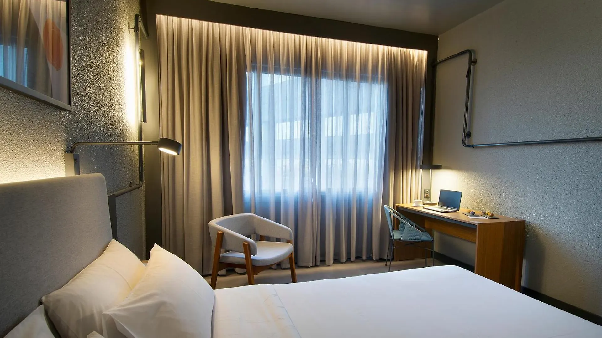 Novotel Porto Alegre Tres Figueiras מלון